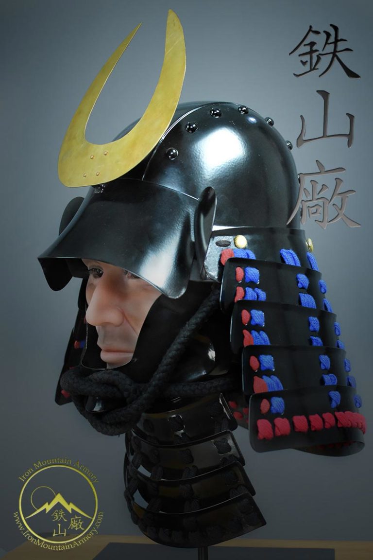 Iki ningyo - life like head stand for helmets, by Iron Mountain Iki ningyo - life like head stand for helmets, by Iron Mountain